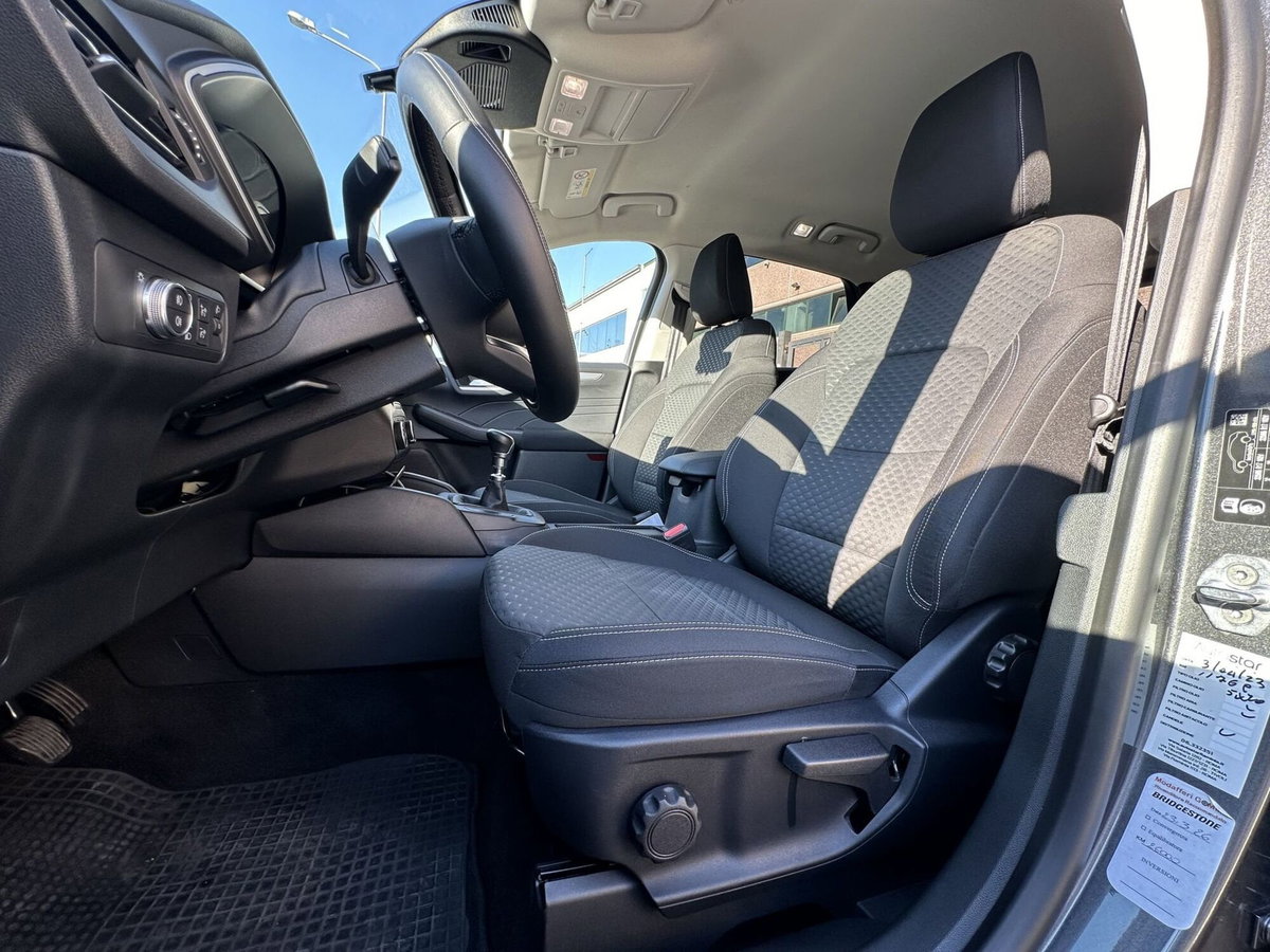 Ford Kuga 1.5 EcoBoost 120 CV 2WD (12)