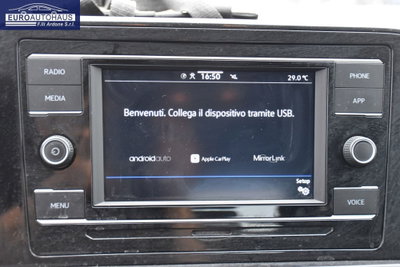 Volkswagen T-Roc 1.0 TSI Life (10)