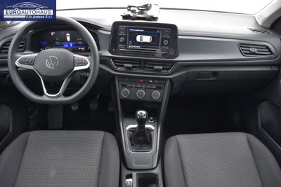 Volkswagen T-Roc 1.0 TSI Life (7)