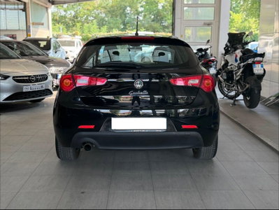 Alfa Romeo Giulietta 1.4 Turbo Distinctive Gpl 120cv E6 (5)