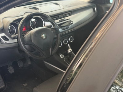 Alfa Romeo Giulietta 1.4 Turbo Distinctive Gpl 120cv E6 (7)