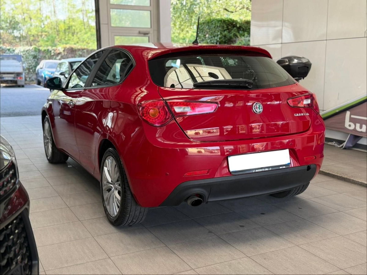 Alfa Romeo Giulietta 1.4 Turbo Distinctive 120cv (4)