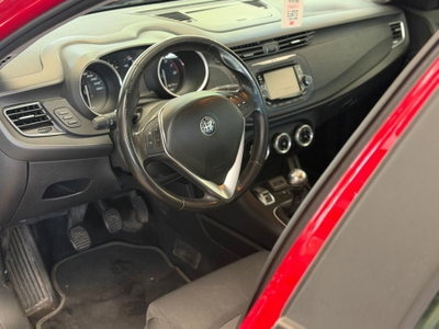 Alfa Romeo Giulietta 1.4 Turbo Distinctive 120cv (7)