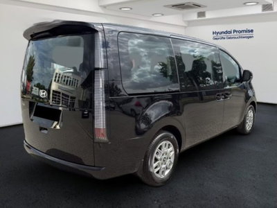Hyundai Staria 1.6 hev 2wd auto (2)