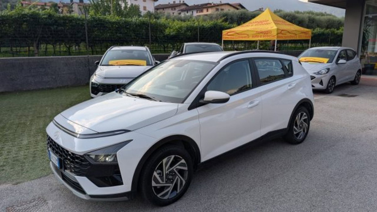 Hyundai Bayon 1.0 t-gdi Business 90cv dct (2)
