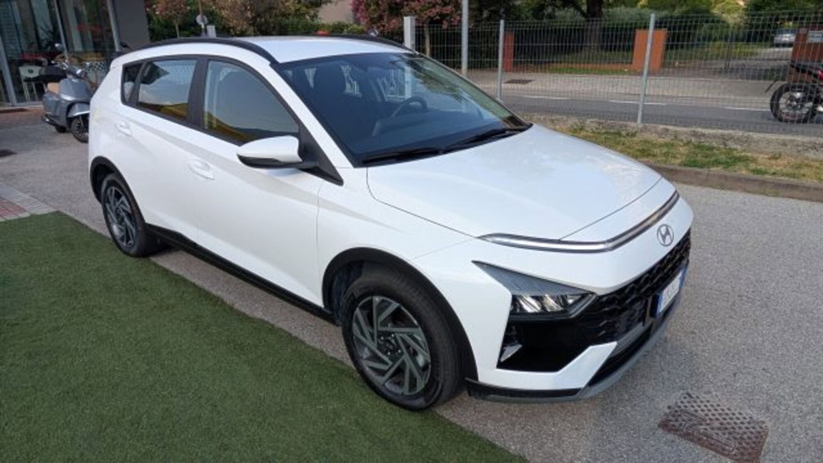 Hyundai Bayon 1.0 t-gdi Business 90cv dct (9)