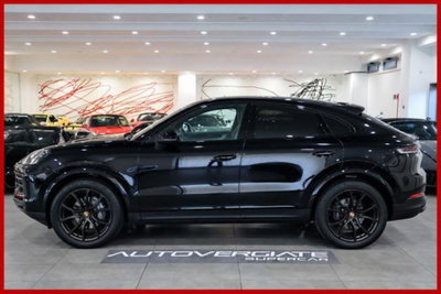 Porsche Cayenne Coupé 3.0 V6 (2)