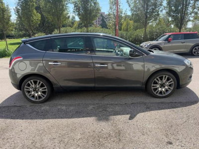 Lancia Delta 1.8 Di Turbo-Jet Sportronic Platinum (6)