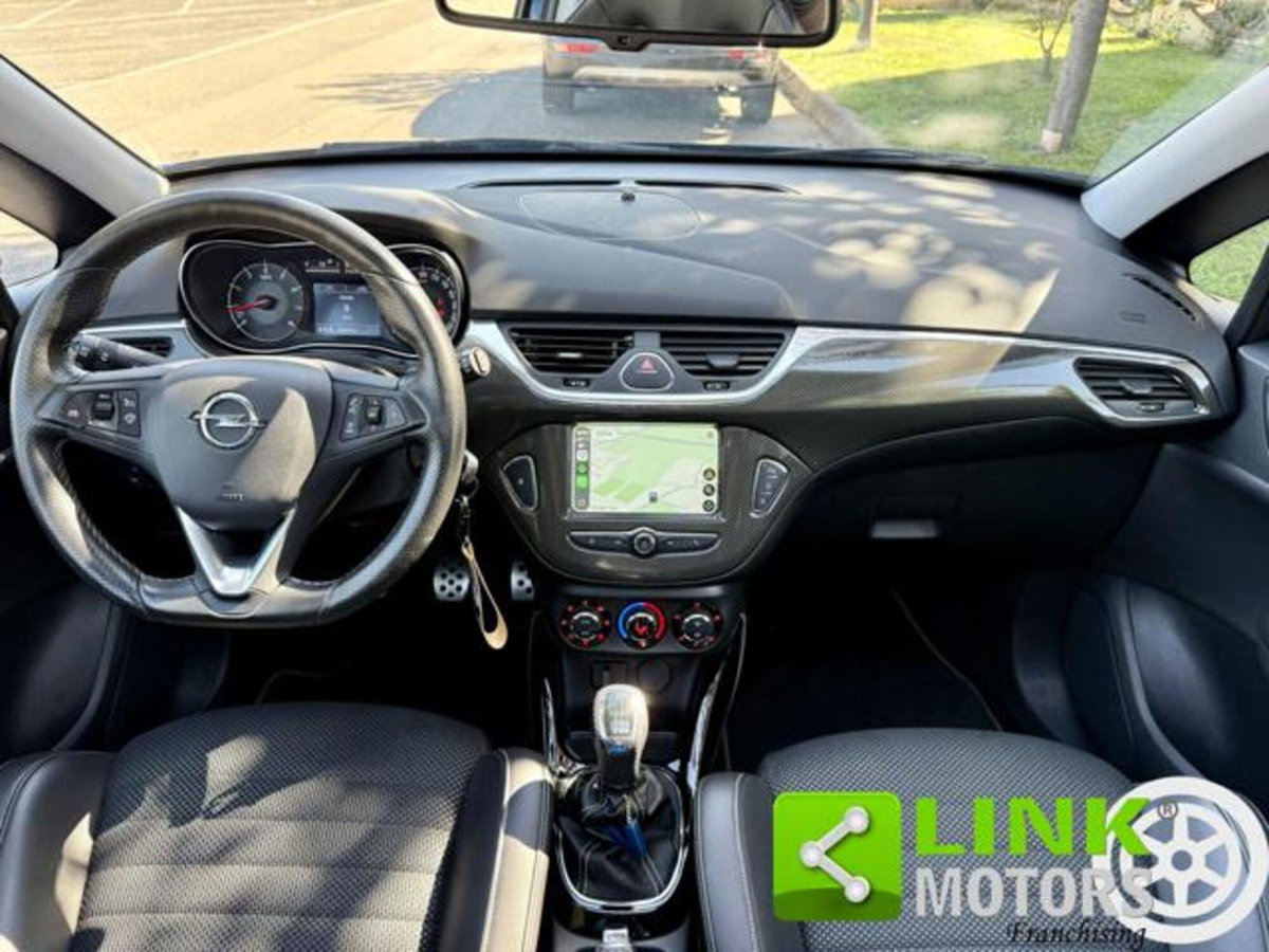 Opel Corsa Coupé 1.6 Turbo OPC (4)