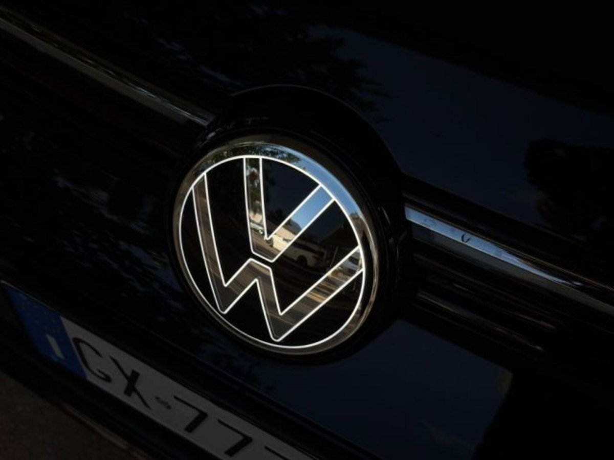 Volkswagen Golf Variant 2.0 TDI 150 CV DSG SCR 4Motion R-Line (8)
