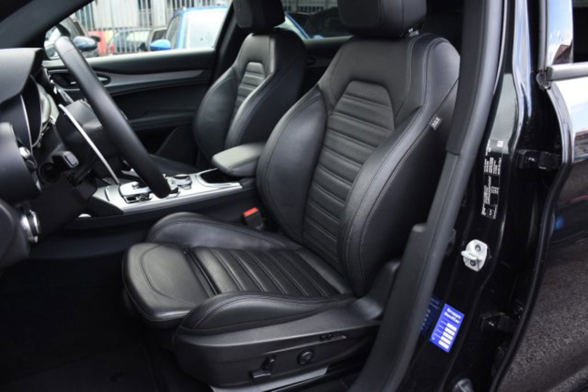 Alfa Romeo Stelvio Stelvio 2.2 Turbodiesel 210 CV AT8 Q4 Veloce (7)
