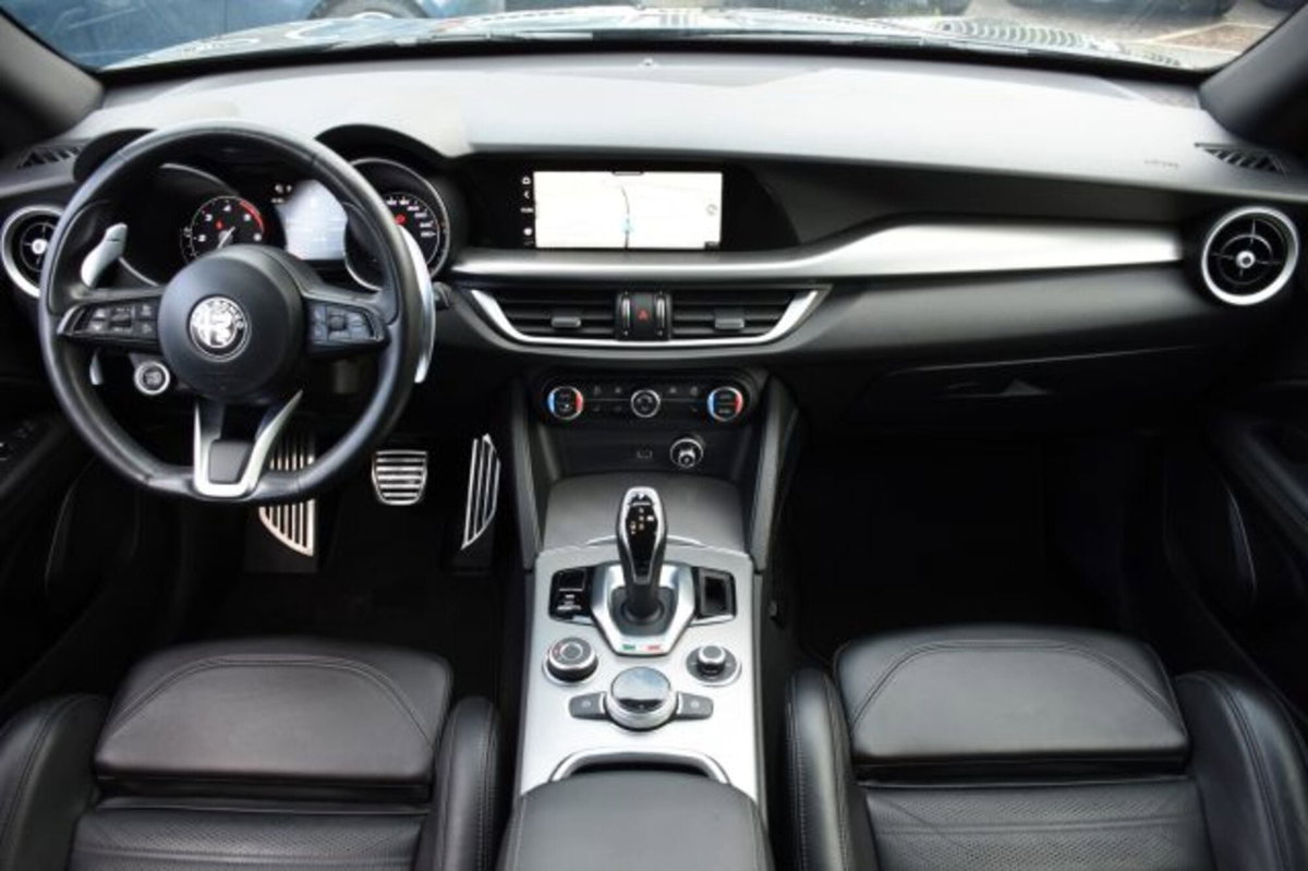 Alfa Romeo Stelvio Stelvio 2.2 Turbodiesel 210 CV AT8 Q4 Veloce (8)