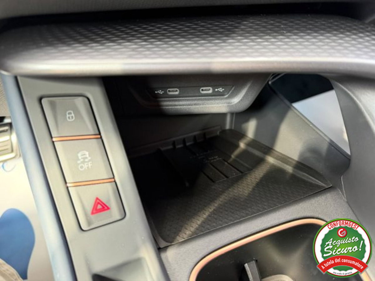 Cupra Terramar 1.5 hybrid 150cv dsg (19)