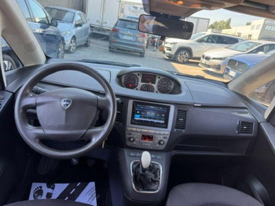 Lancia Musa 1.4 16V EURO 5 Oro Plus (8)