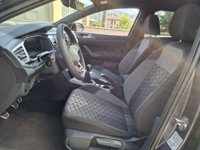 Volkswagen Taigo 1.0 tsi R-Line 115cv (8)