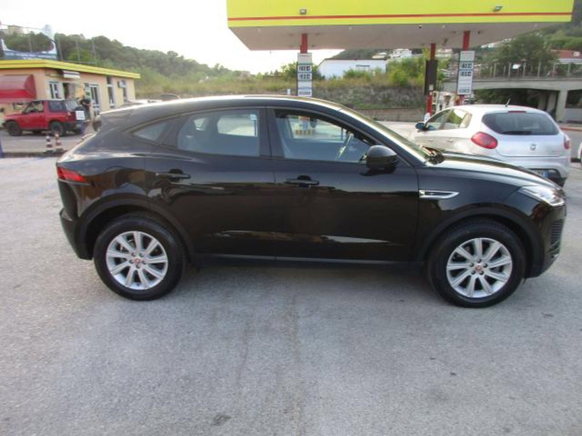 Jaguar E-Pace 2.0D 150 CV AWD S (3)