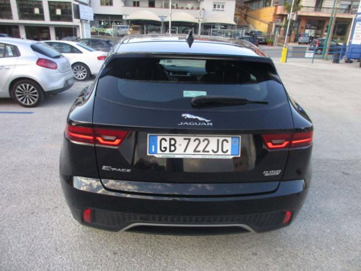Jaguar E-Pace 2.0D 150 CV AWD S (6)