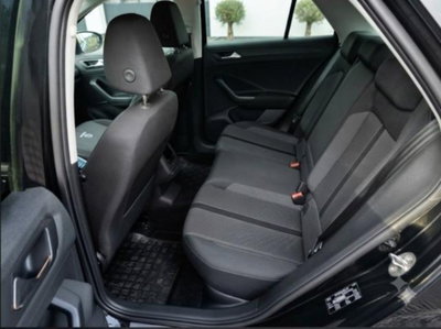 Volkswagen T-Roc 1.0 tsi Style 115cv (7)