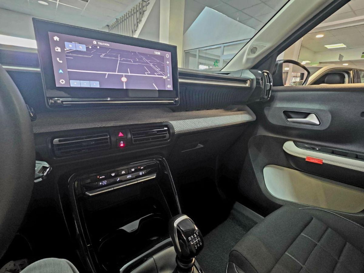 Citroen C3 1.2 puretech turbo Max 100cv s&s (15)