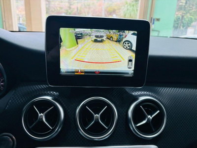 Mercedes-Benz Classe A 200 d Automatic Sport (17)