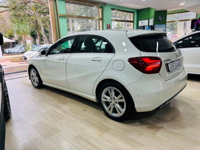 Mercedes-Benz Classe A 200 d Automatic Sport (6)