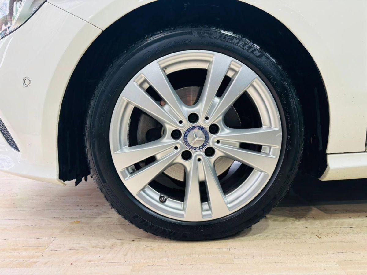 Mercedes-Benz Classe A 200 d Automatic Sport (8)