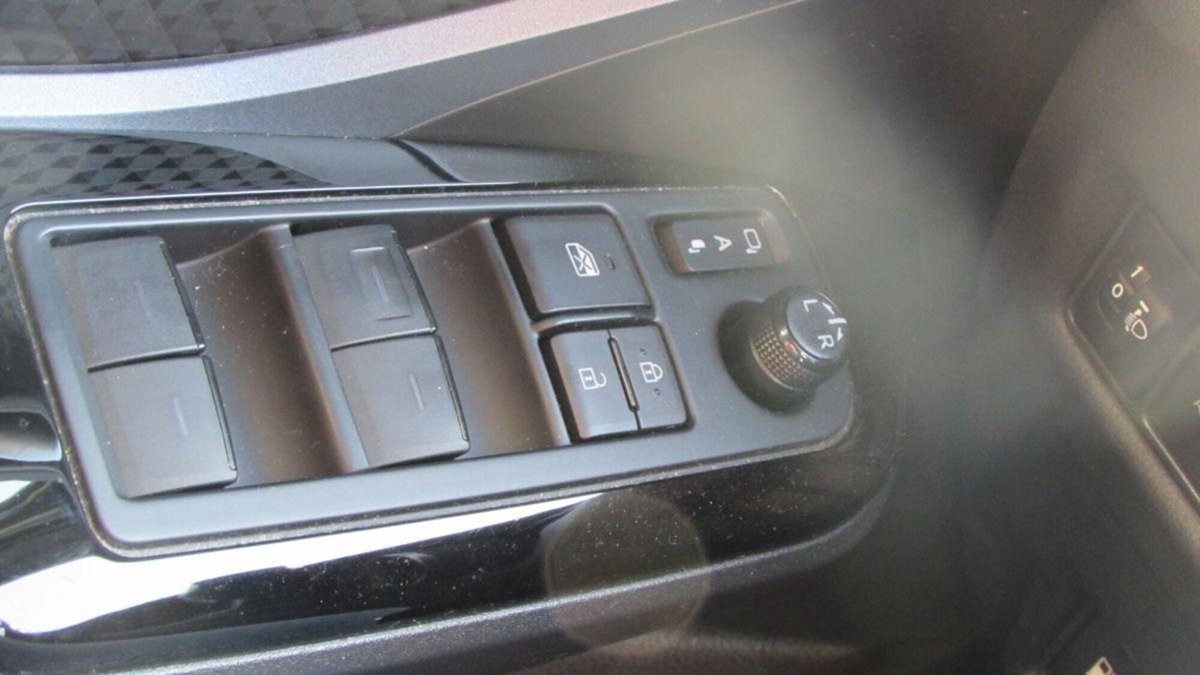 Toyota Toyota C-HR 1.8 Hybrid E-CVT Trend (17)