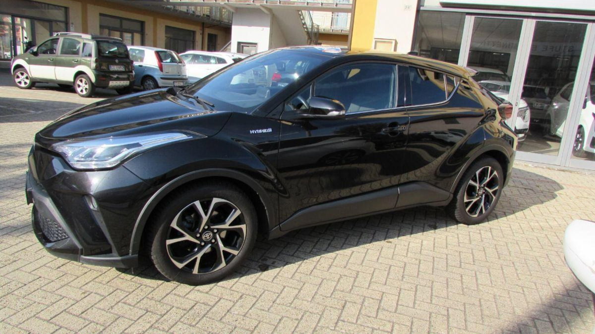 Toyota Toyota C-HR 1.8 Hybrid E-CVT Trend (2)