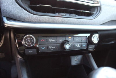 Jeep Compass 1.6 Multijet II 2WD Limited (16)