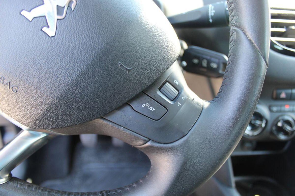 Peugeot 208 82 5p. GPL Allure (14)