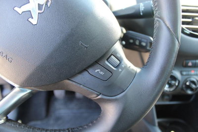 Peugeot 208 82 5p. GPL Allure (14)