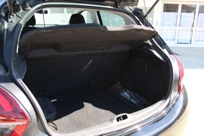 Peugeot 208 82 5p. GPL Allure (18)
