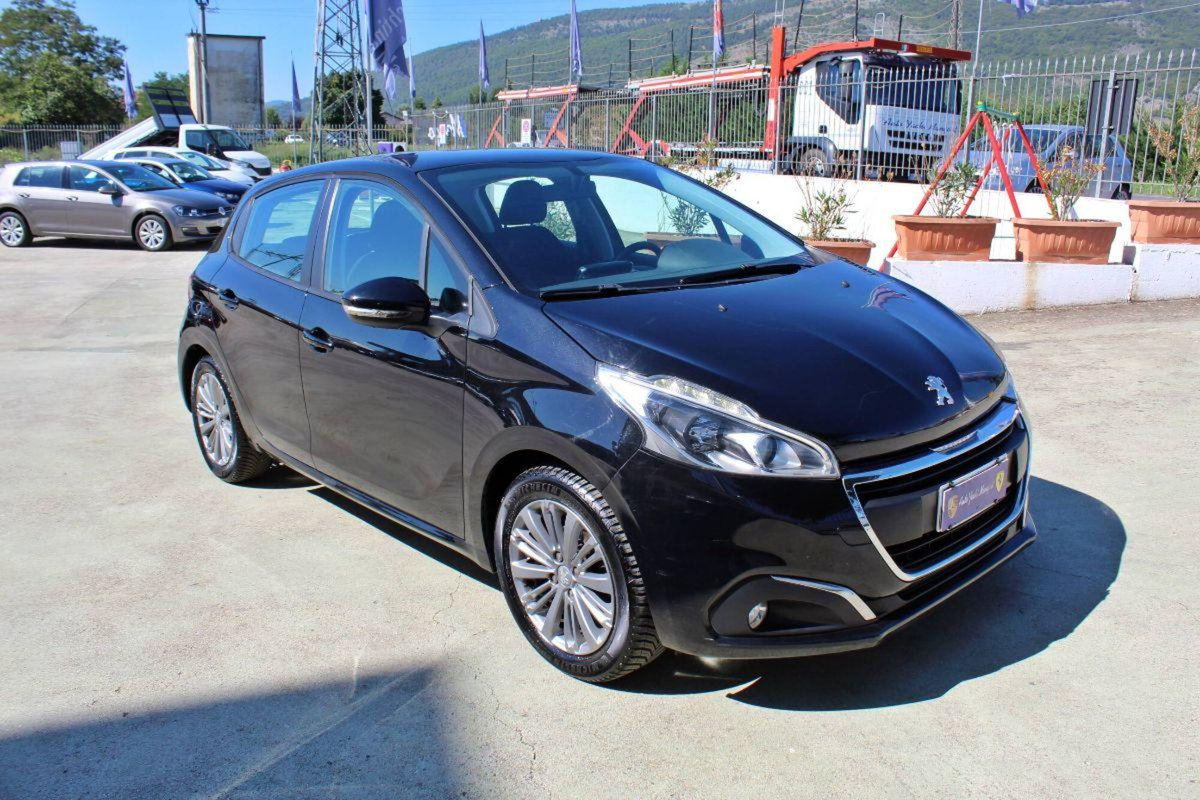 Peugeot 208 82 5p. GPL Allure (3)