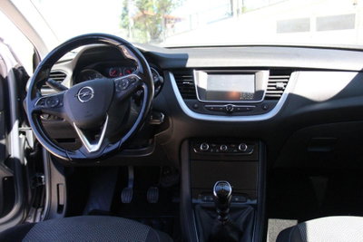 Opel Grandland X 1.6 diesel Ecotec Start&Stop Innovation (17)
