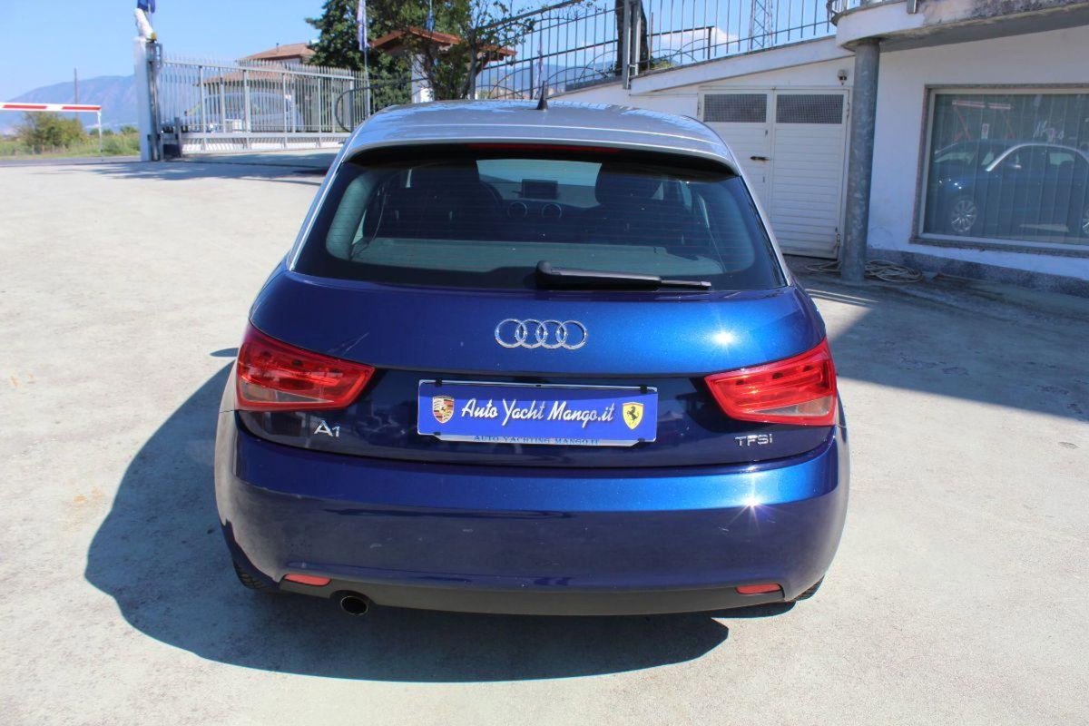 Audi A1 Sportback 1.2 TFSI Ambition (6)