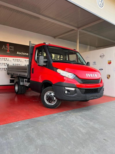 Iveco Daily Telaio 35C12 2.3 Hpi PM-RG Cabinato usata
