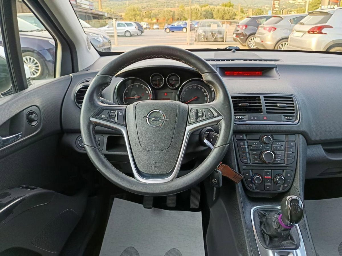 Opel Meriva 1.4 100CV Cosmo (13)