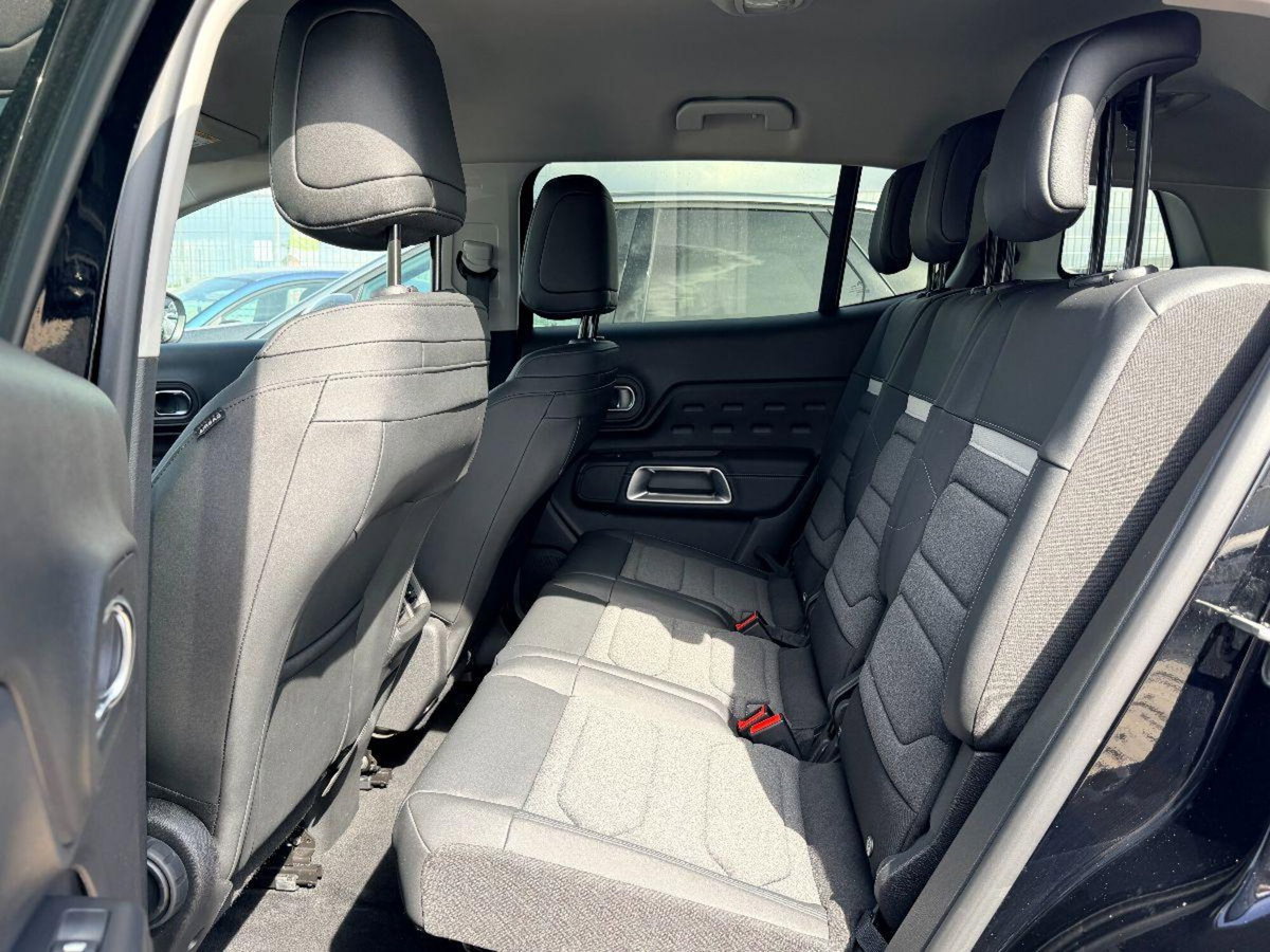 Citroen C5 Aircross Aircross 1.2 hybrid E Series 136cv e-dcs6 (12)