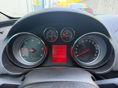 Opel Insignia Station Wagon CDTI 160CV Sports Elective (12)