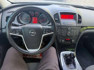 Opel Insignia Station Wagon CDTI 160CV Sports Elective (14)