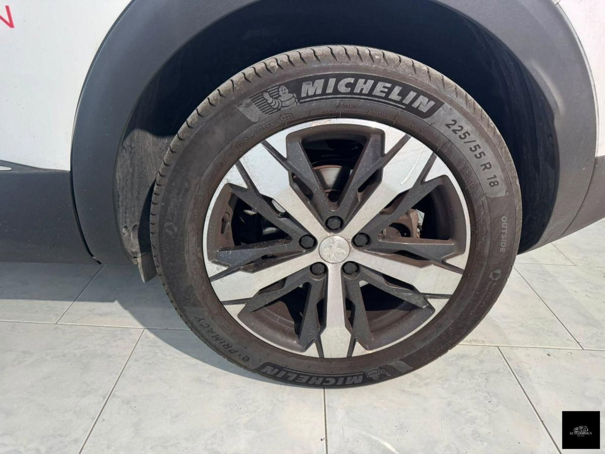 Peugeot 3008 BlueHDi 130 S&S Allure (7)