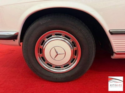 Mercedes-Benz 350 Coupé 350 SLC (16)