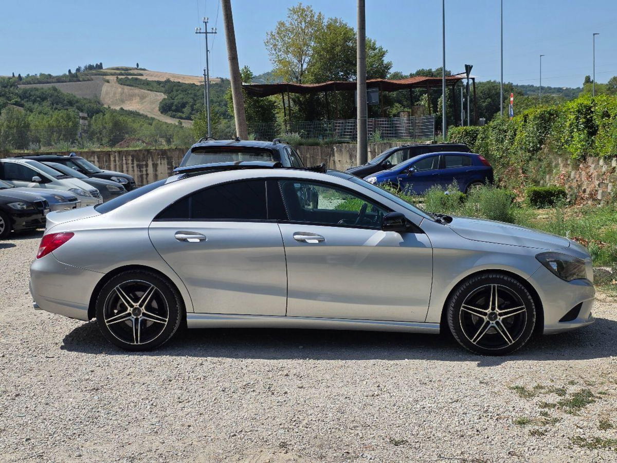 Mercedes-Benz CLA 200 CDI Premium (10)