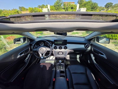 Mercedes-Benz CLA 200 CDI Premium (14)