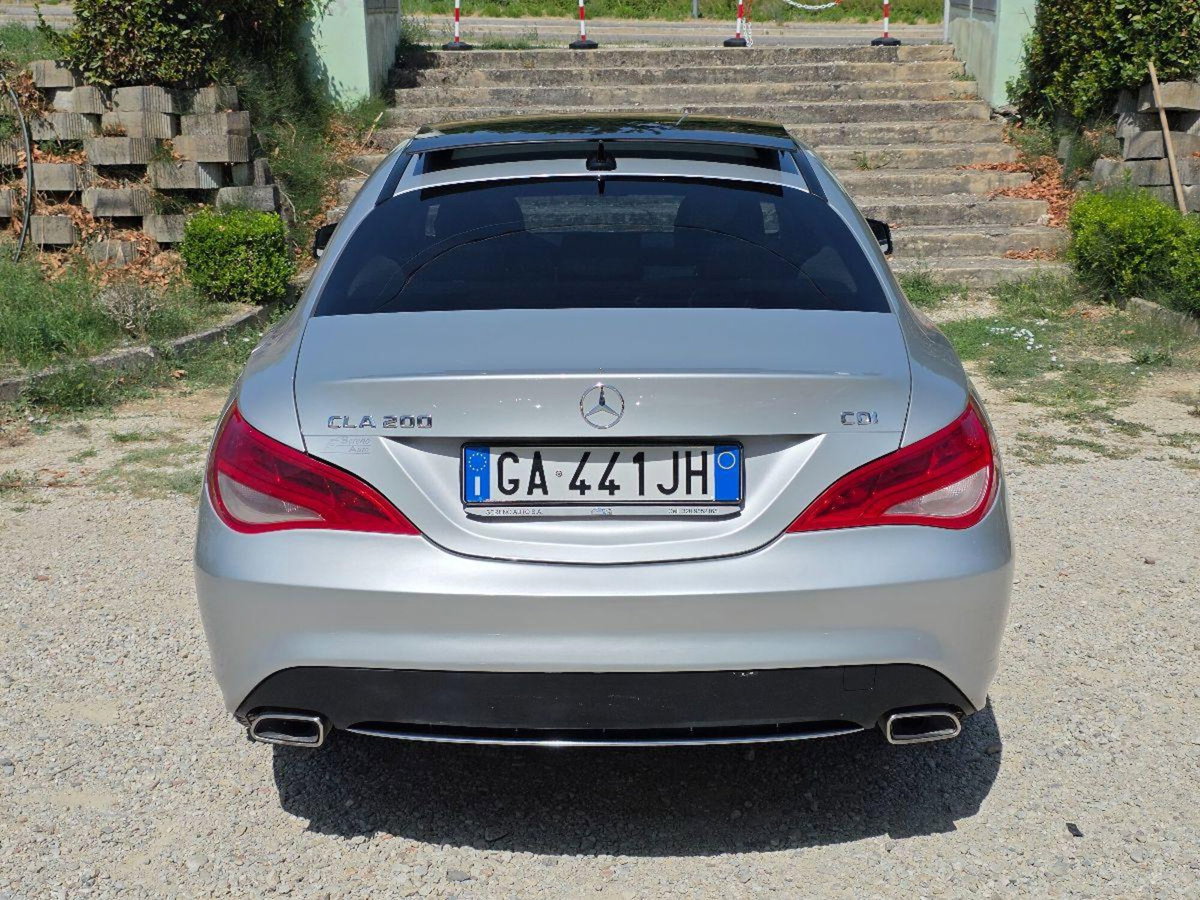 Mercedes-Benz CLA 200 CDI Premium (8)
