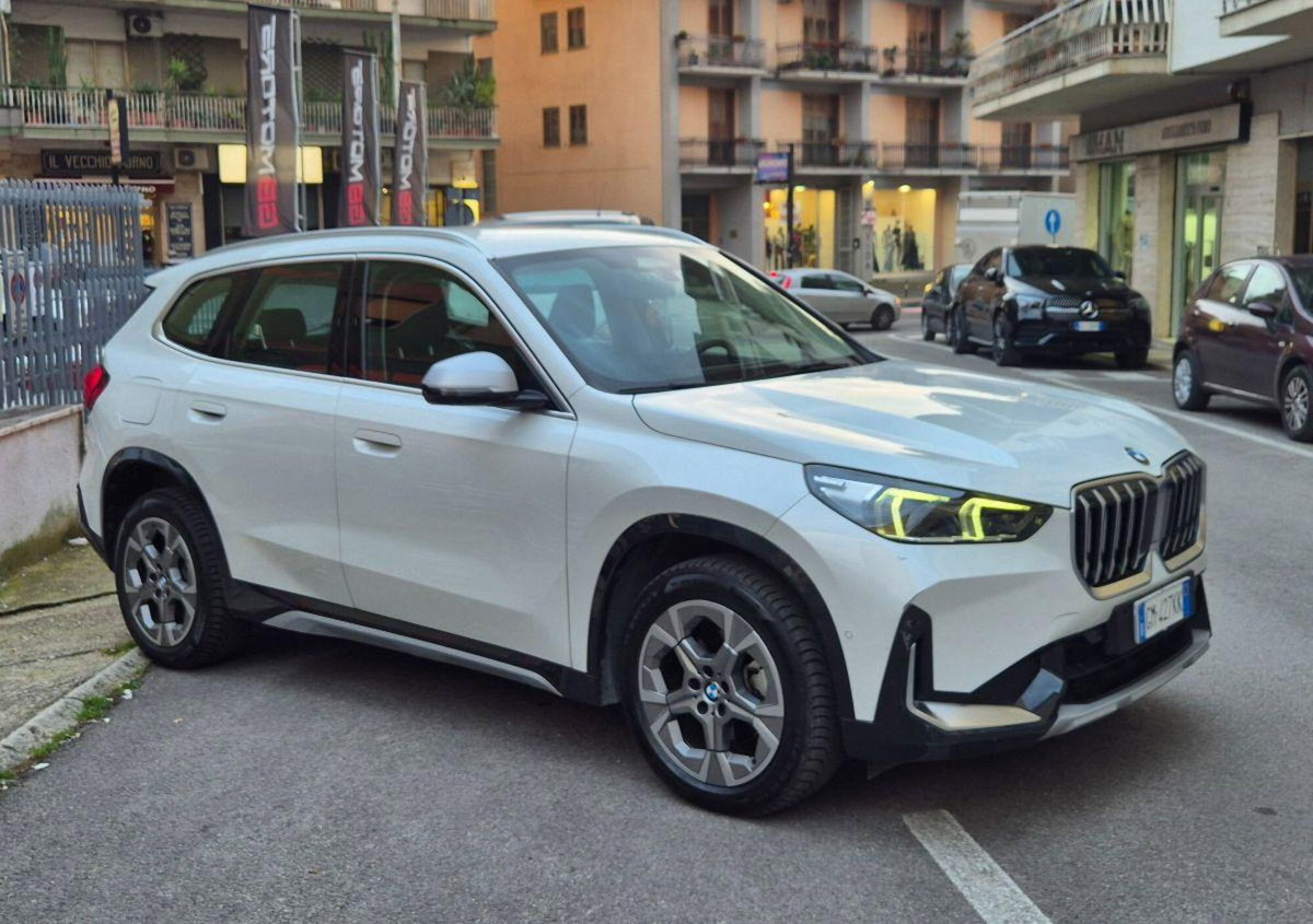 BMW X1 sDrive 18d xLine (6)