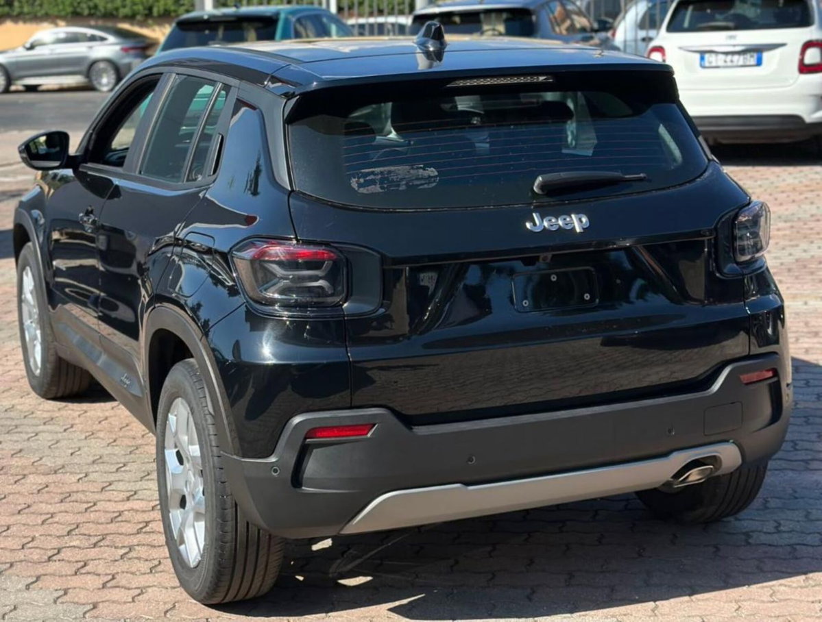 Jeep Avenger 1.2 turbo Altitude fwd 100cv (5)