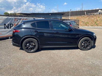 Alfa Romeo Stelvio Stelvio 2.2 Turbodiesel 190 CV AT8 Q4 Ti (4)