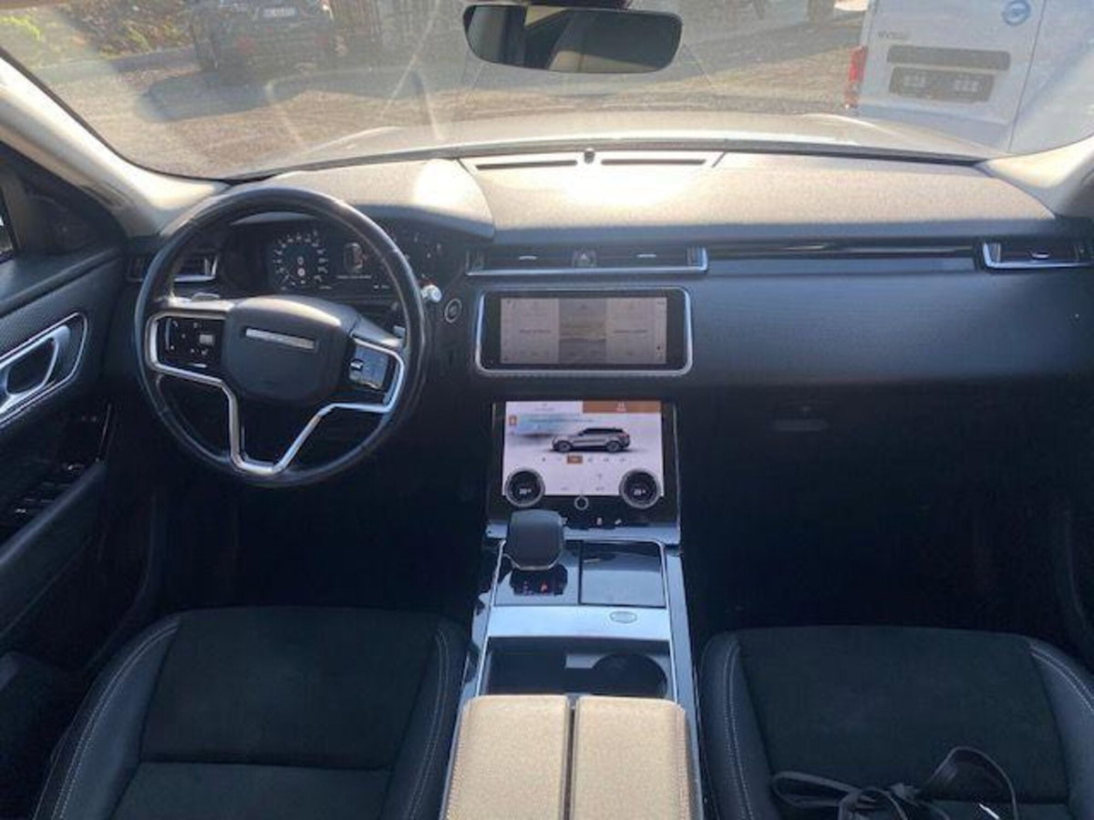 Land Rover Range Rover Velar 2.0D I4 204 CV (5)