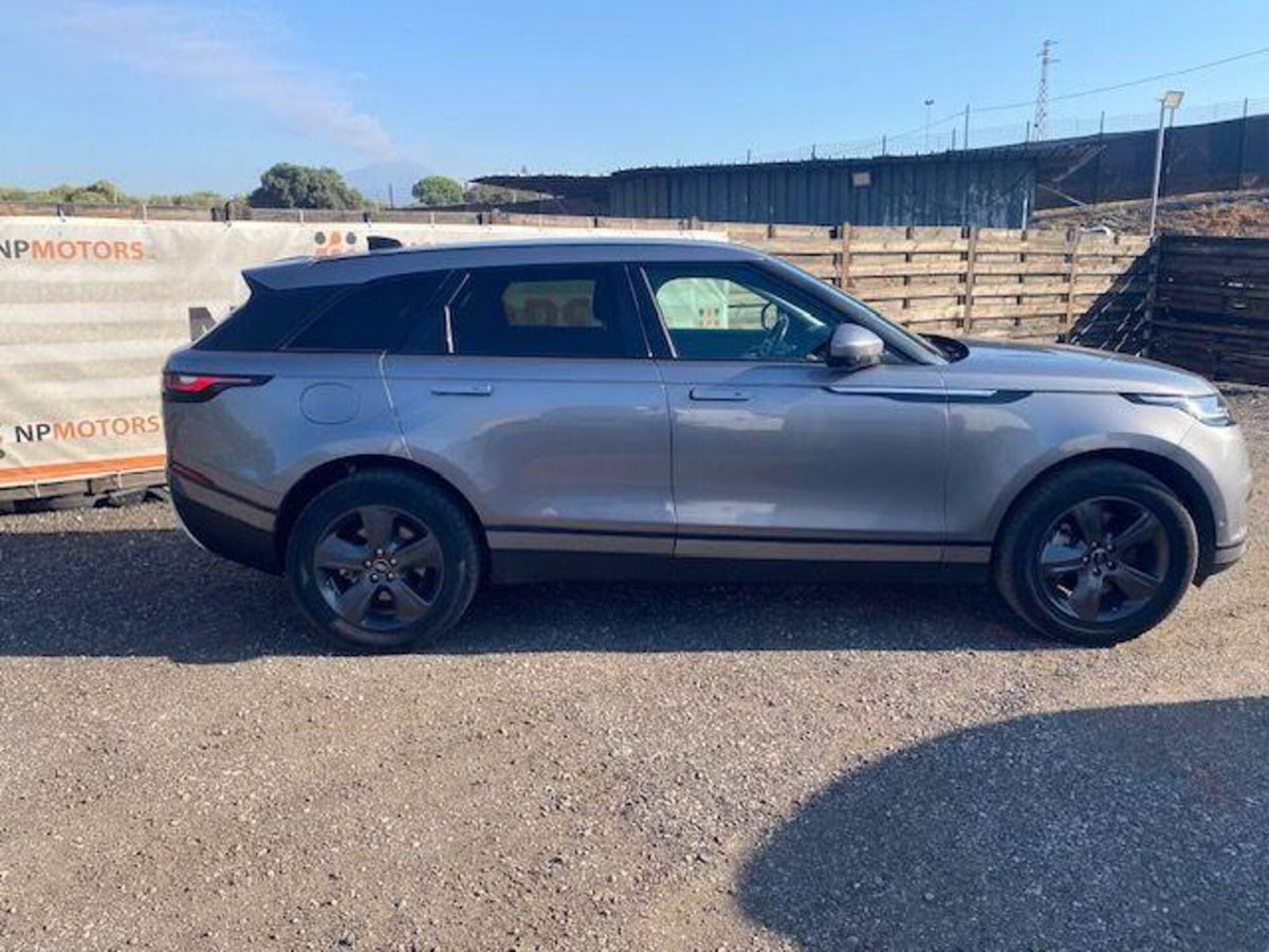 Land Rover Range Rover Velar 2.0D I4 204 CV (8)